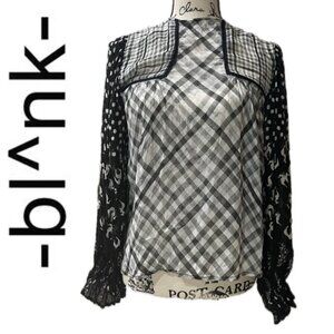 BL-NK BLOUSE MIRANDA PEASANT MONOCHROMATIC BLACK/WHITE SHEER PRINT Sz S BADDIE
